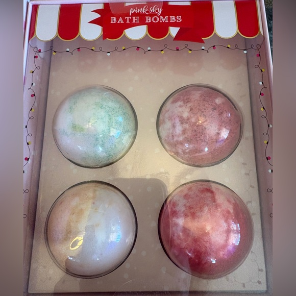 Pink Sky NWT Peppermint Scented Bath Bombs - Multicolor in gift box. Set of 4 - Picture 2 of 6